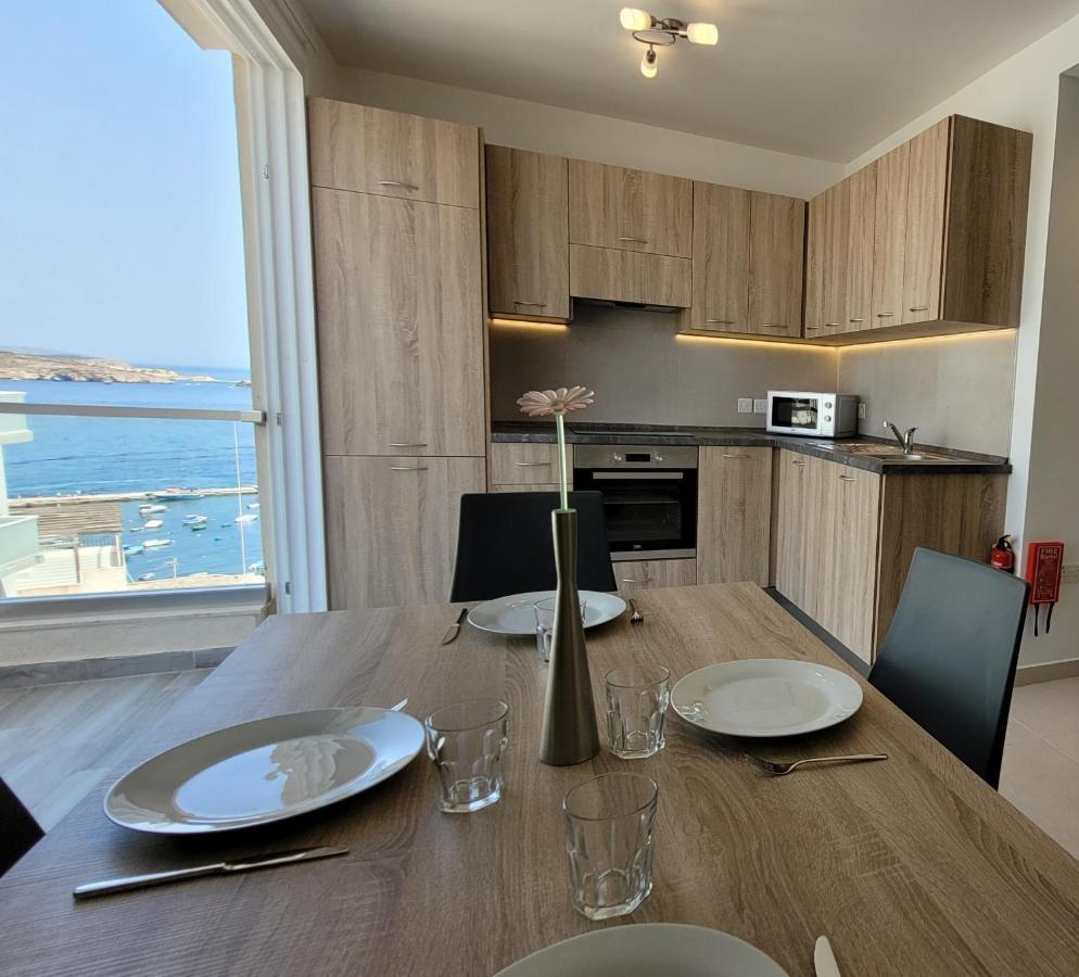 סיינט פול ביי Lovely Apartment With Side Sea View מראה חיצוני תמונה